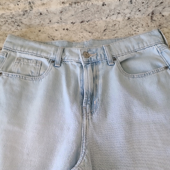 Old Navy Light Blue Denim Jeans - Picture 4 of 5